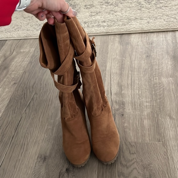 Never been worn boots - Picture 2 of 4